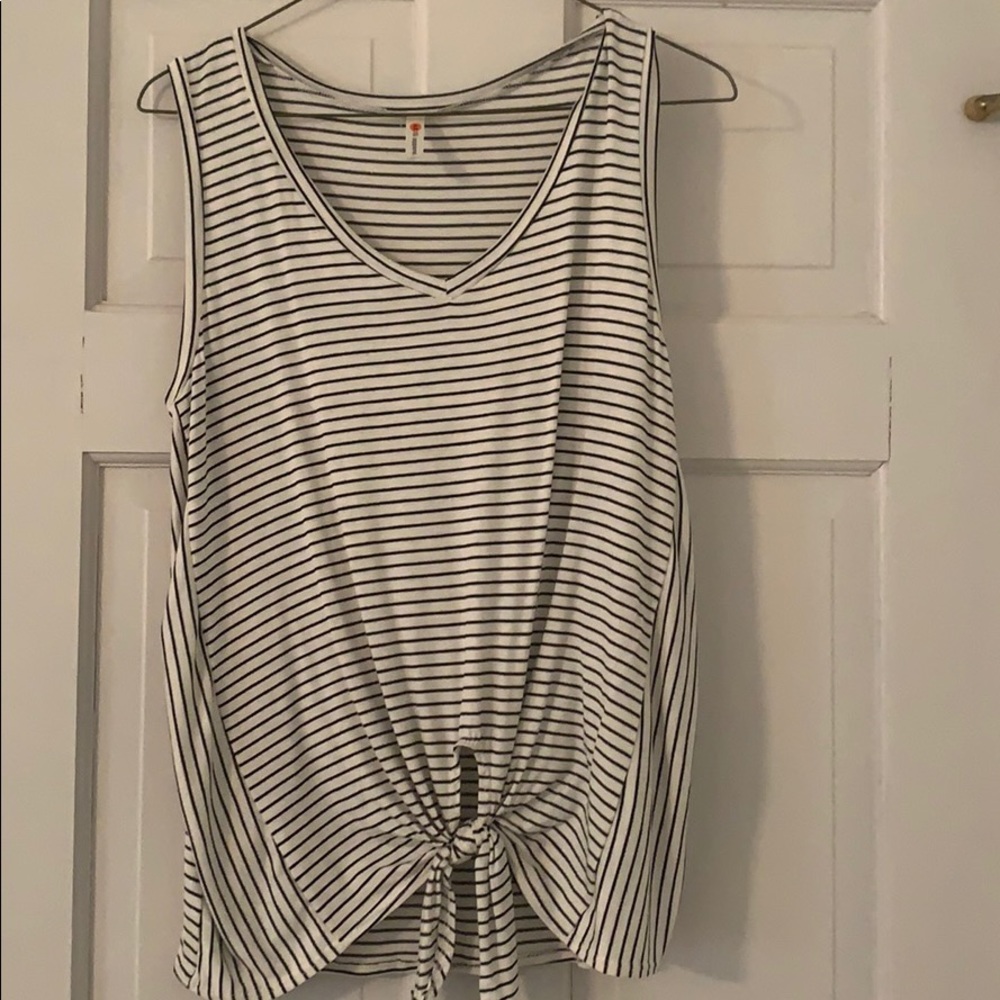 Sleeveless top
